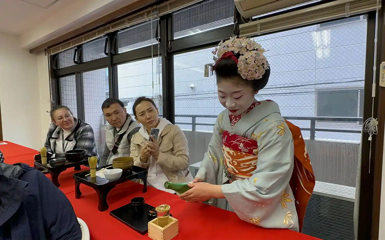 geisha-sake-resized